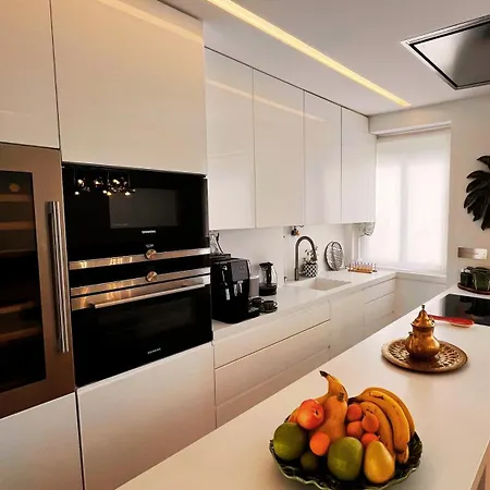 Penthouse Estrela Amazing River And City Views Апартаменты